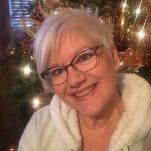 Meet your Posher, Debra